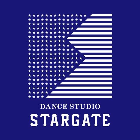 DANCE SUTDIO STAR GATE
