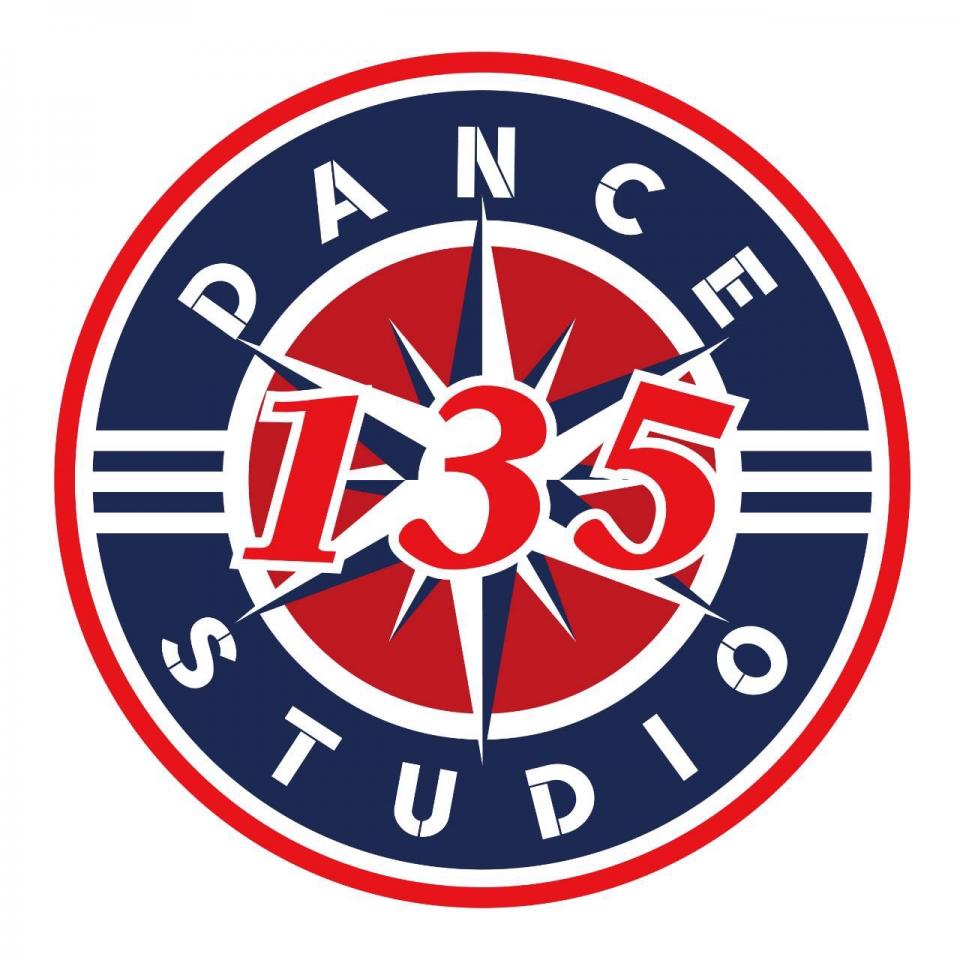 DANCE STUDIO 135